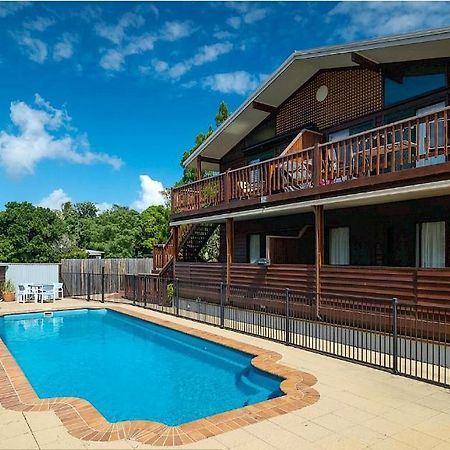 The Villas - Hervey Bay - 2 Separate Villas Urangan ภายนอก รูปภาพ