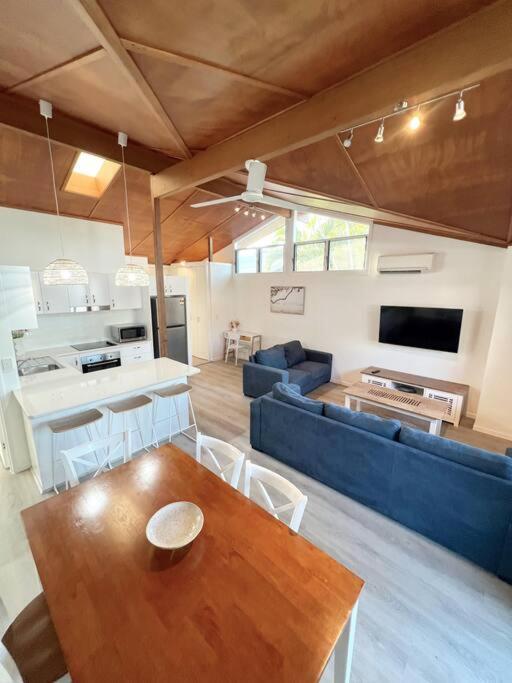The Villas - Hervey Bay - 2 Separate Villas Urangan ภายนอก รูปภาพ